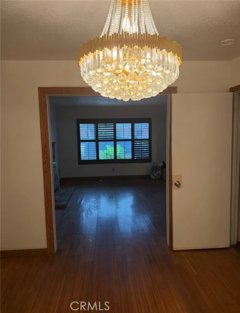 412 E Cassidy photo 5