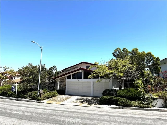2653 Cordelia Road, Los Angeles