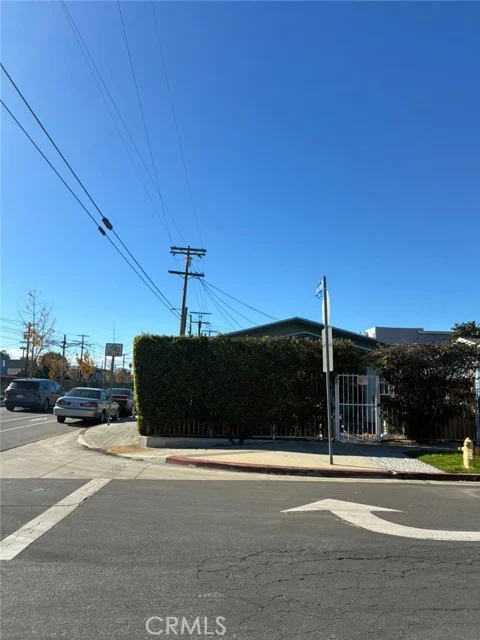 3771 S Catalina, Los Angeles