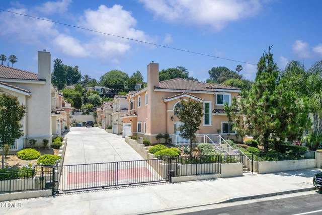 6164 Mesa Avenue, Los Angeles