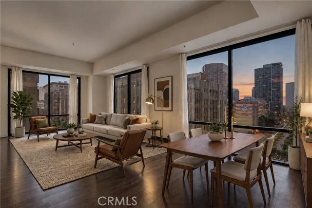 655 S Hope Street #704, Los Angeles