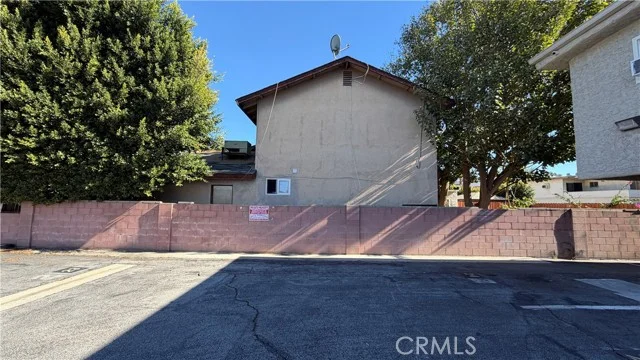 14840 Hartland Street photo 2
