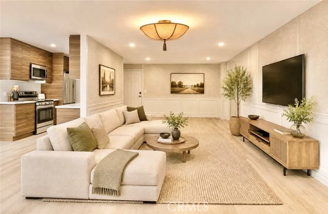 1735 N Fuller Avenue #445 photo 3