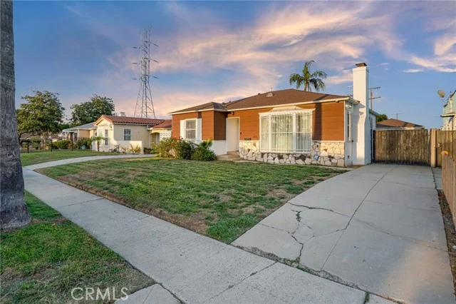9812 S Denker photo 3