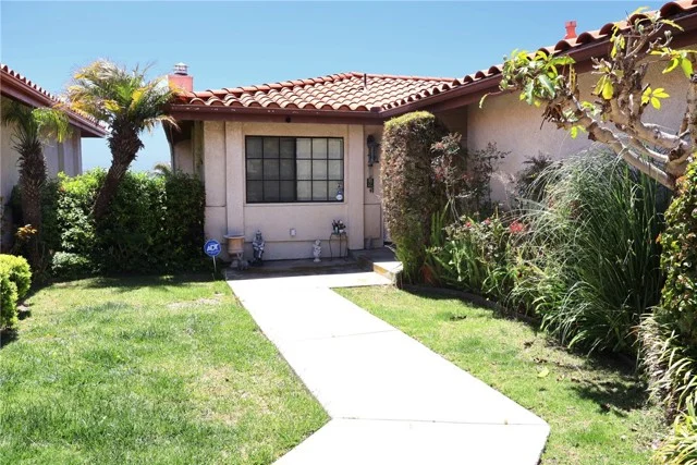 6508 Sandy Point Court photo 4