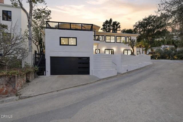 2001 Kenilworth Ave, Los Angeles