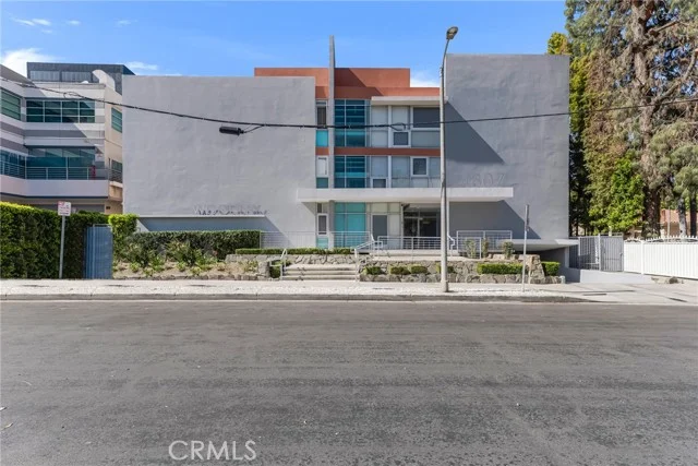 4807 Woodley Avenue #208, Encino