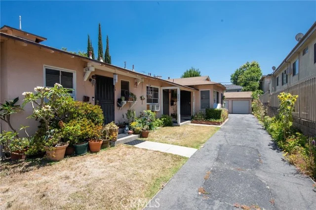 5238 Hermitage, Valley Village
