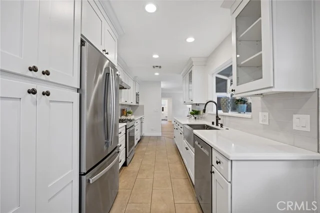 6459 Aldea Avenue photo 4