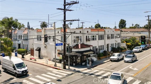4340 E 4th Street E, Long Beach