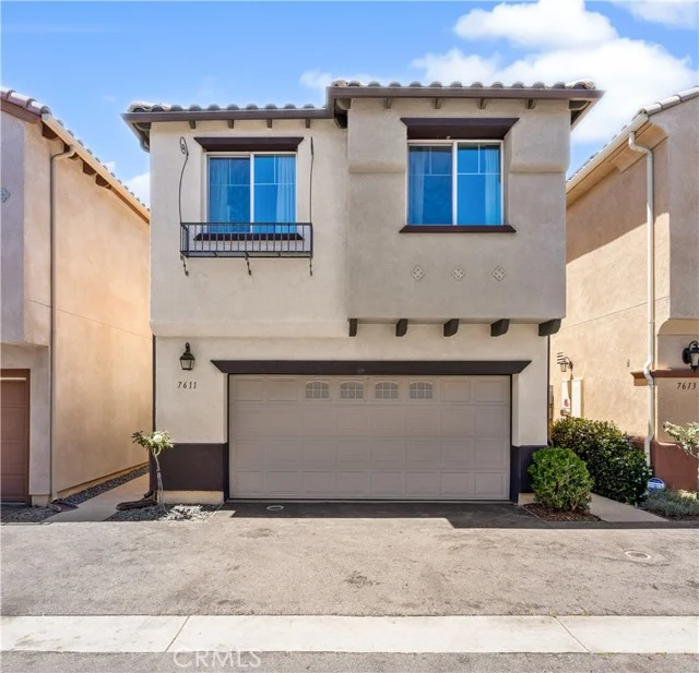 7611 N Honor photo 1