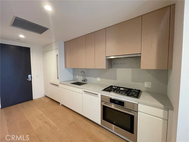 877 Francisco Street #1921 photo 4