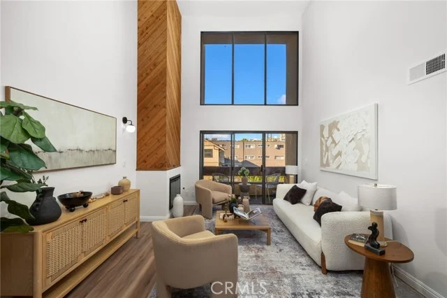 300 S Reno Street #303, Los Angeles
