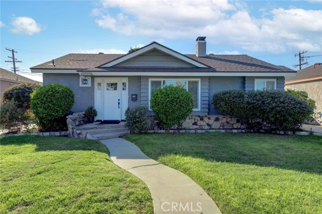 12207 Sundale Avenue photo 1