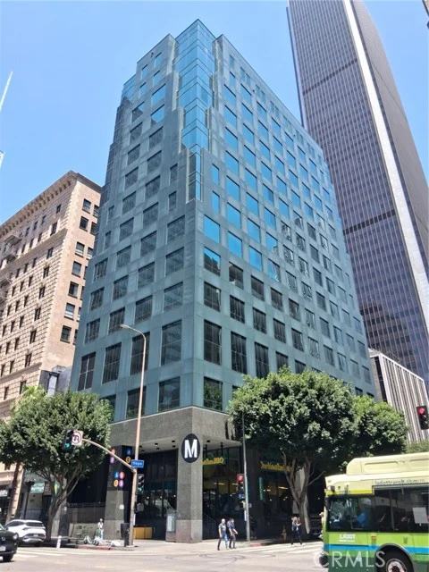 655 S Hope Street #1603, Los Angeles