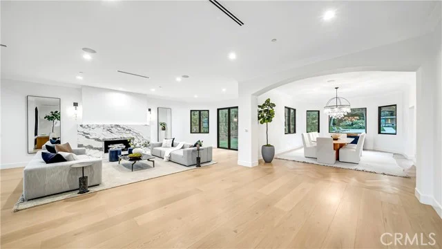 4261 TEMMA Court photo 5