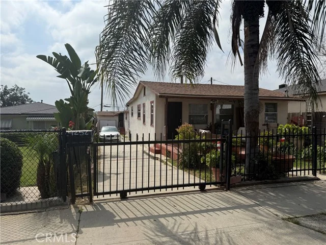 4252 Blanchard photo 1