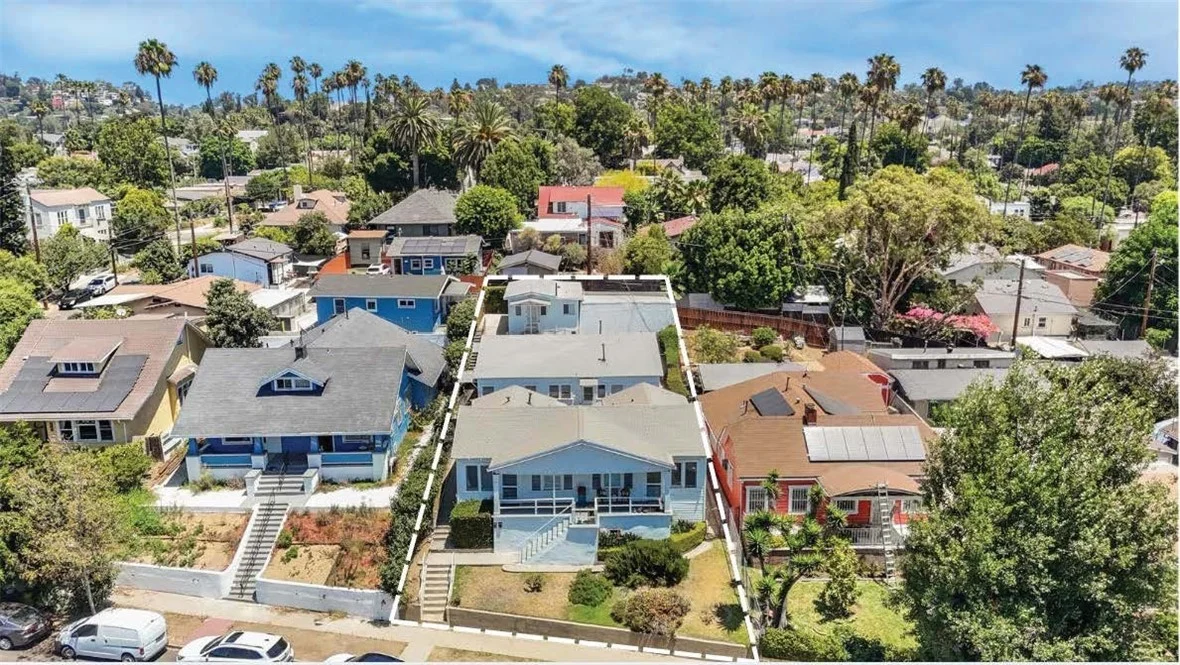 2535 Elsinore Street, Los Angeles