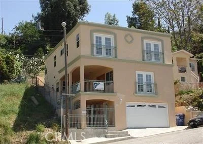 5122 Williams, Los Angeles