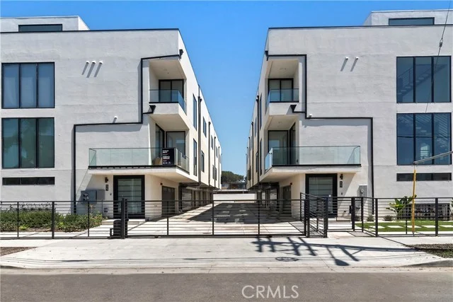 6511 N Contour, North Hollywood
