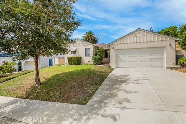 22403 Redbeam Avenue photo 5