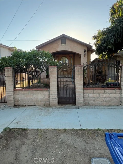 223 S Kern, Los Angeles