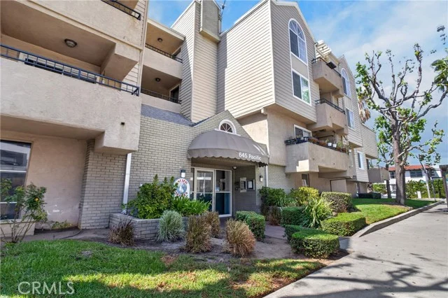 645 Pacific Ave #403, Long Beach