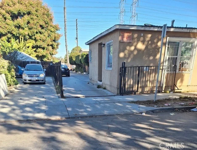 45 E 69th, Long Beach
