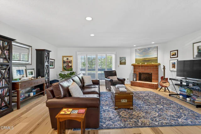 12330 Magnolia Boulevard #106, Valley Village
