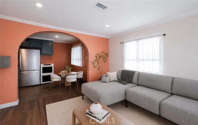 12 Hickock lane, Carson