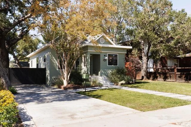 1547 N Avenue 46 photo 2