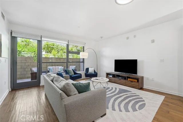 13045 Pacific Promenade #102, Playa Vista