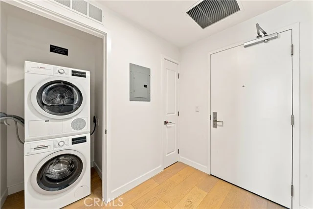 400 S Broadway #2311 photo 4