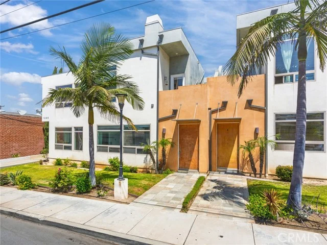 1225 E Grand Avenue #D photo 2