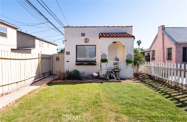 482 E 59th St, Long Beach