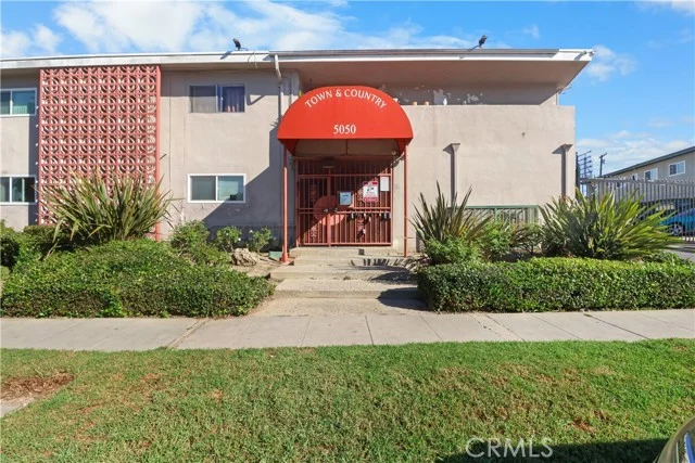 5050 Linden #94, Long Beach