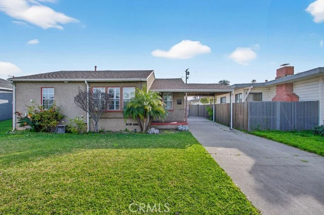 2430 San Francisco Avenue, Long Beach