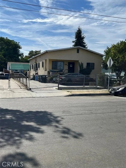 1355 S Downey, Los Angeles