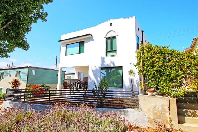 1833 19th, Santa Monica