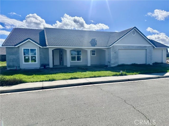 474 Aaron Court photo 1