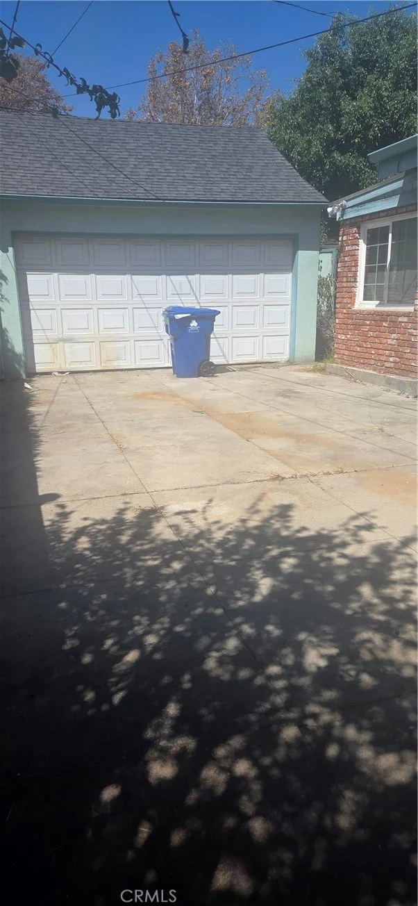 3849 Somerset, Los Angeles
