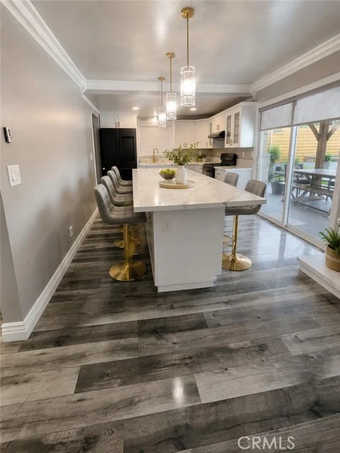 1720 E Balard photo 5