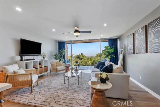 4567 Don Ricardo Drive, Los Angeles