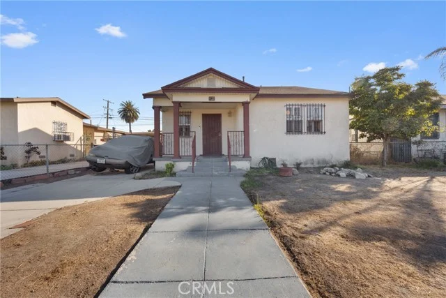 1122 W 77th, Los Angeles