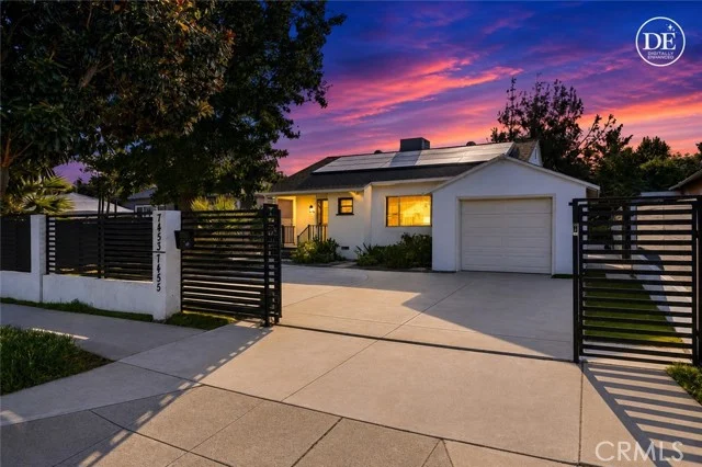 7455 Blewett Avenue, Van Nuys