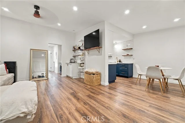 756 N Inglewood #14 photo 1