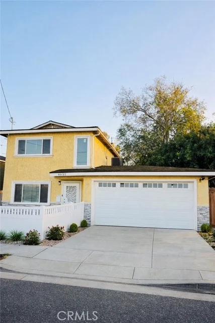 4622 W 156th, Lawndale