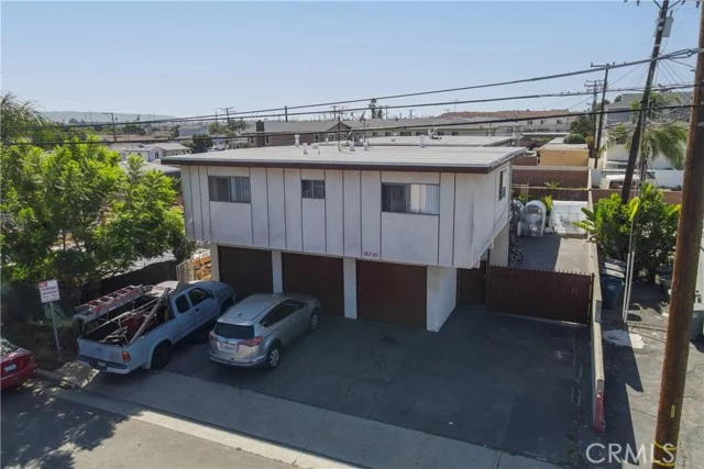 16701 S Berendo photo 2