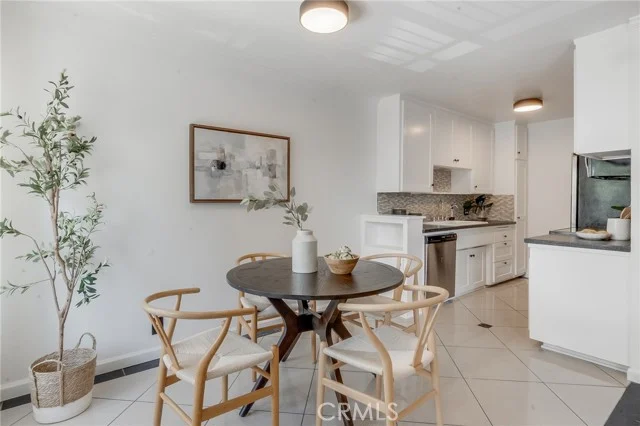 801 E 1st Street #111, Long Beach