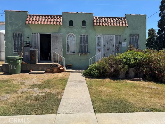 1318 E 110th Street photo 1